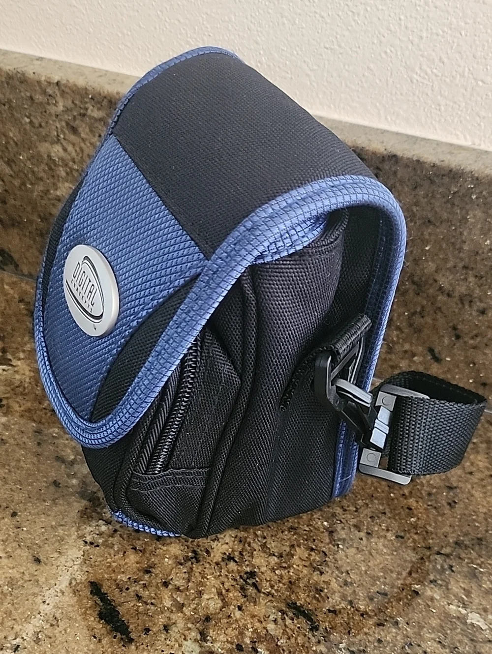 Digital Concepts Compact Camera Bag/Case Blue/Black Adjustable Shoulder Strap